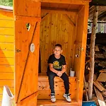 Cozy Wood Hut On The Farm * Trebivlice
