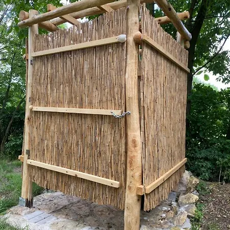 Cozy Wood Hut On The Farm * Trebivlice