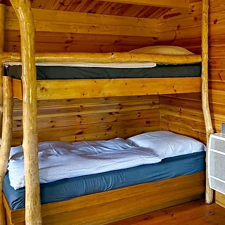 Cozy Wood Hut On The Farm *