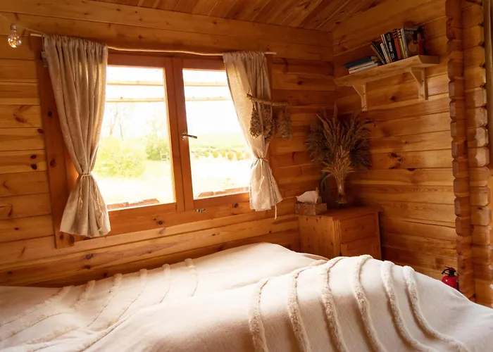 Cozy Wood Hut On The Farm * Trebivlice