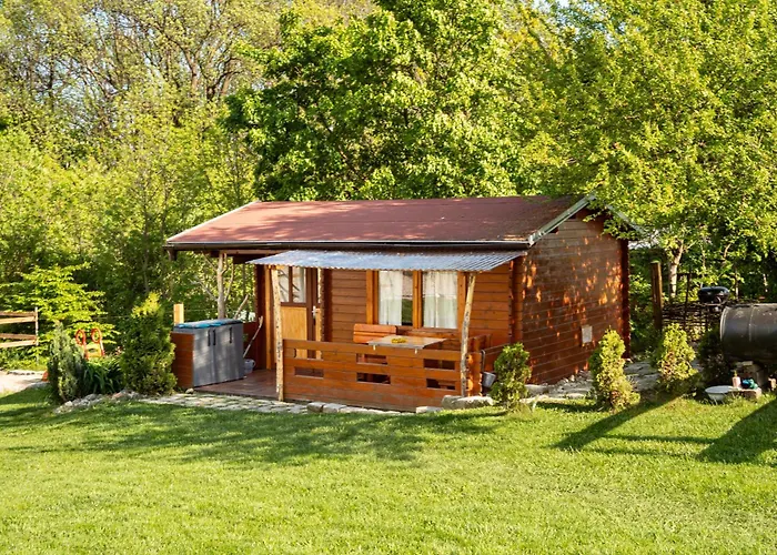 Cozy Wood Hut On The Farm * Trebivlice